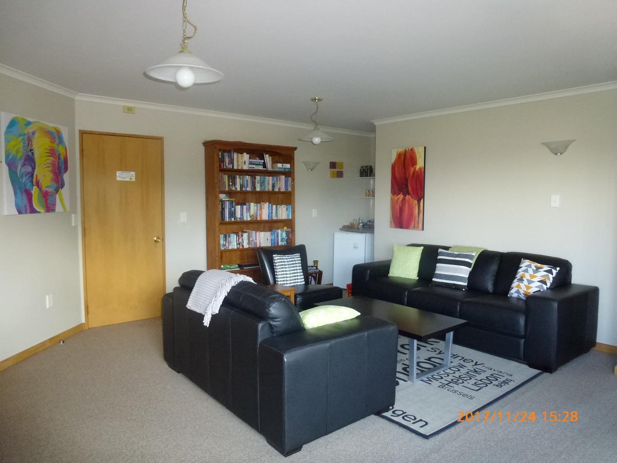 Cosy Kiwi Accommodation Te Anau Esterno foto